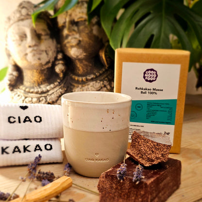 Kakao Box - Ciao Bali, 100% Rohkakao, Kakaobecher bzw. Kakaotasse, 100% Rohkakakao Masse Bali, Socken ciao Kakao
