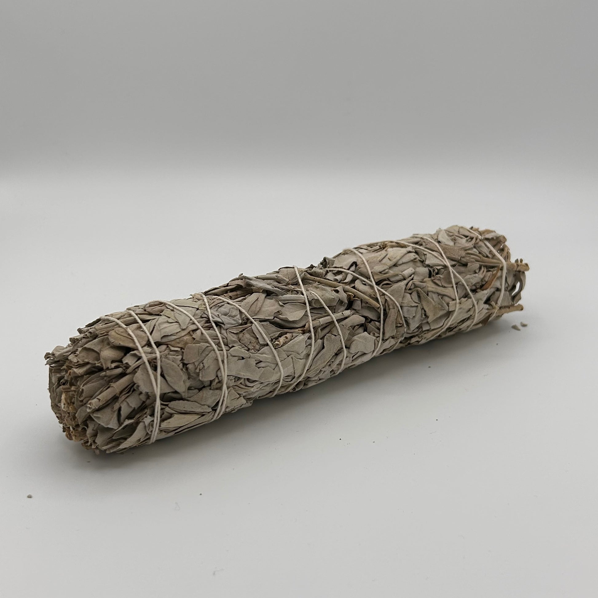 Smudge Stick weisser Salbei mit Drachenblut , Räucherbündel, white Sage